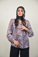 شومیز السا زنانه رنگ آبی آسمانی و قهوه‌ای